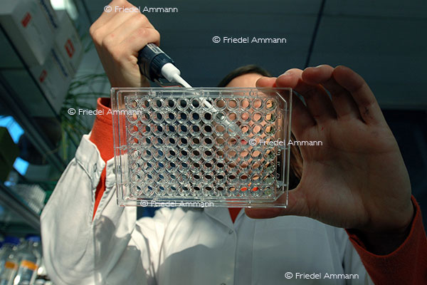 WISSEN - Chemie, Pharma Forschung 1