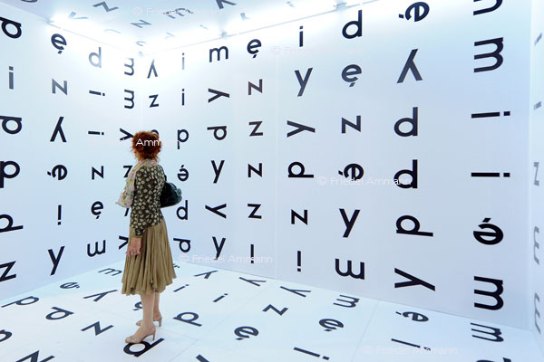 WISSEN – Kommunikation / Communication - ART Unlimited Basel 41 2010 - Starmach Gallery, Krakow