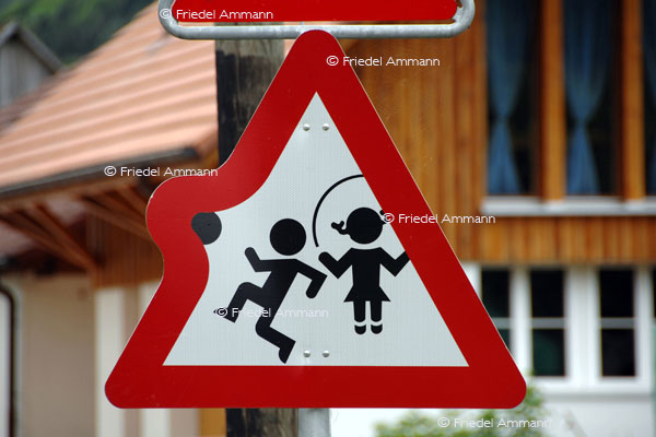 WISSEN – Kommunikation / Communication - Schweiz