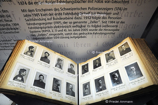 WISSEN - Kriminalwissenschaften - Historisches Fahndungsbuch, Spiegelhof Basel
