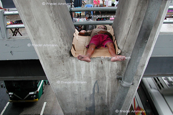 WISSEN - Orientierung - Cubao Place - Metro Manila, Philippinen